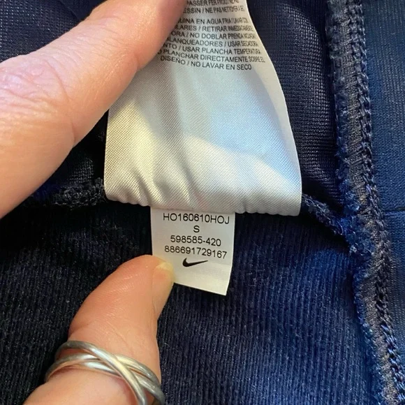 Nike Women's Navy and White Training Jacket Zip Up Small - Picture 13 of 15
